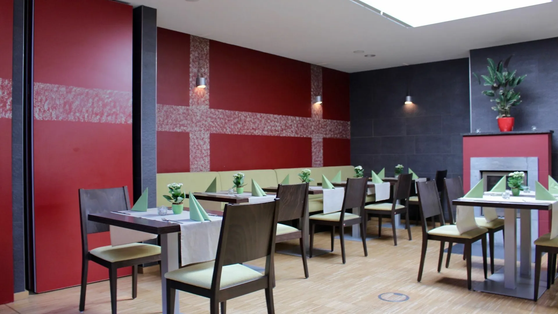 Holi City Apart Hotel Berlim